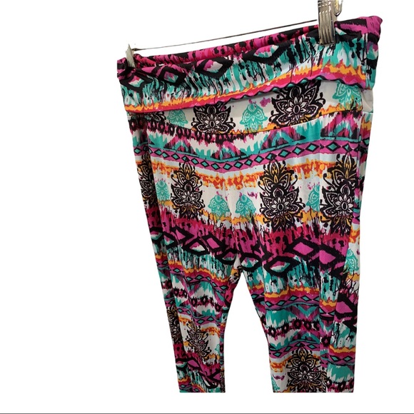 LUCY LOVE ROLL DOWN SUPER FLARE SOFT STRETCHY COLORFUL PAISLEY PANTS SIZE LARGE - Picture 9 of 15